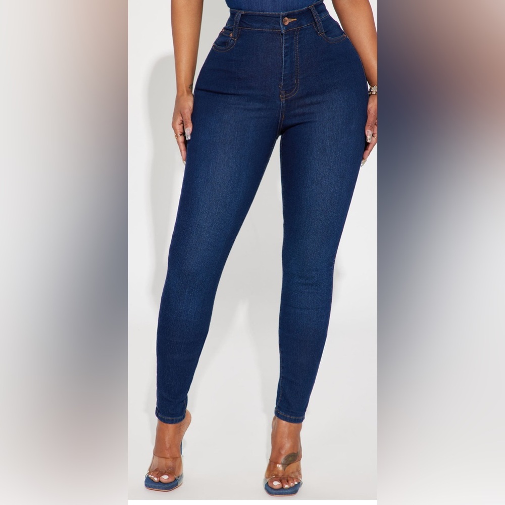 NWT. Fashion Nova High Rise Skinny